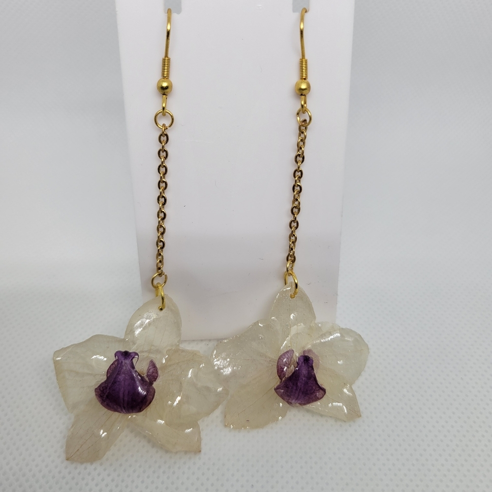 Elegant Floral Drop Earrings in Purple and Gold - Picture 1 of 1